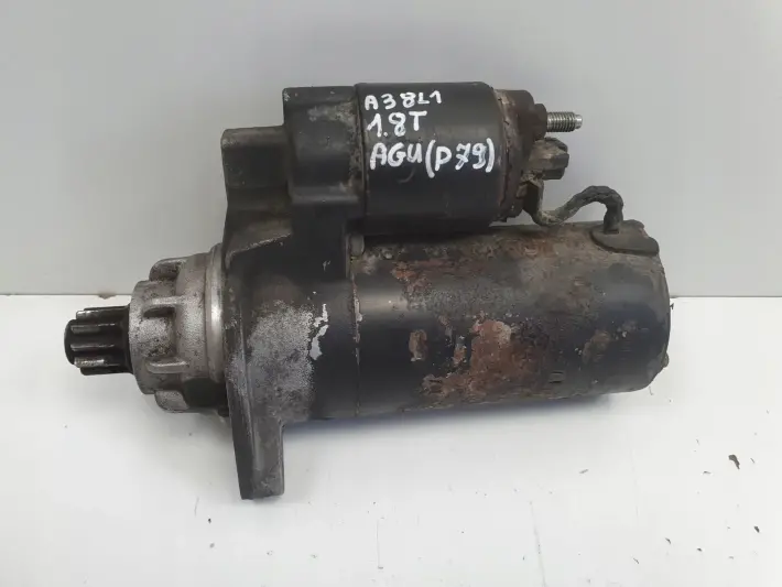 Audi A3 8L 1.8 T ROZRUSZNIK 0001125018