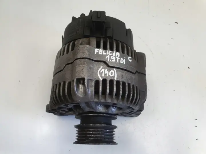 Skoda Felicia 1.9 D ALTERNATOR 70A 028903026B 0123310038