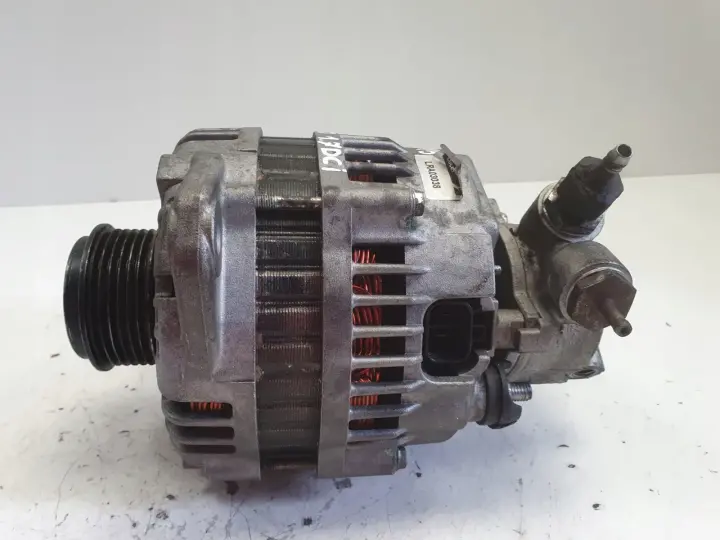 Opel Combo C 1.7 CDTI DI ALTERNATOR pompa vacum