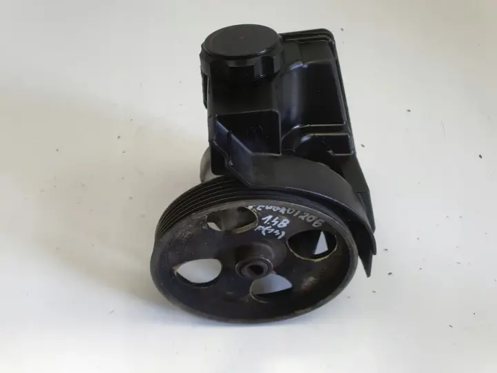 Peugeot 206 1.4 8V POMPA WSPOMAGANIA