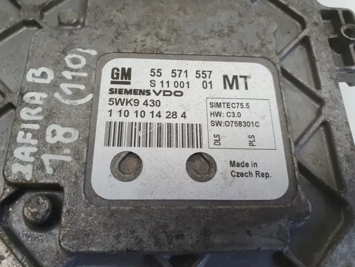 Opel Zafira B 1.8 16V STEROWNIK SILNIKA komputer 55571557 MT