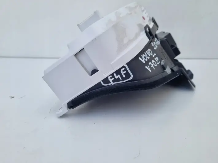 Volvo S80 II V70 III XC70 II 2.0 16V LICZNIK ZEGARY Europa 30786622AB
