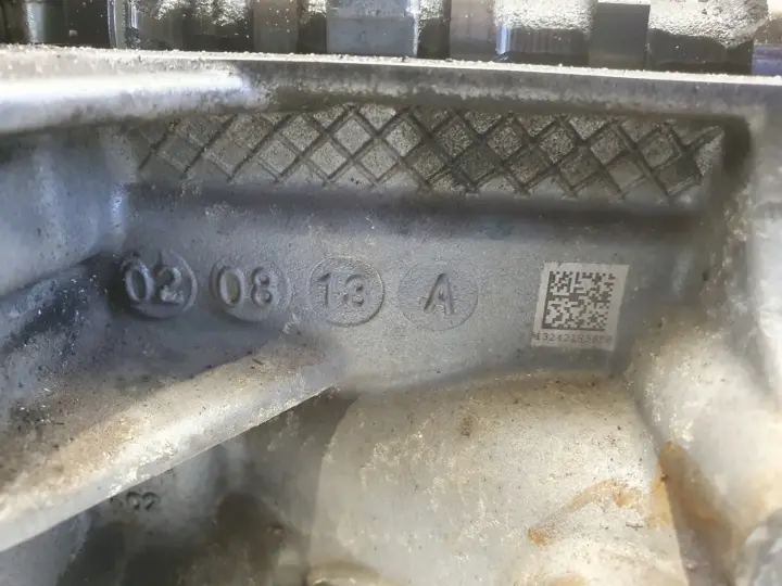 Ford Focus MK3 1.0 EcoBoost GŁOWICA CYLINDRÓW CM5G-6090-GC