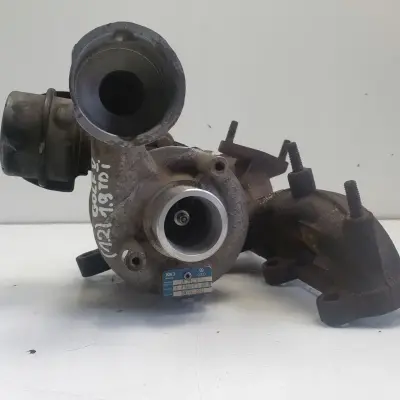 VW Golf V 1.9 TDI TURBOSPRĘŻARKA turbo 038253014G