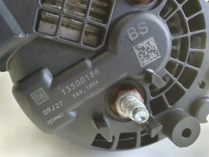 Opel Astra IV J 1.7 CDTI ALTERNATOR 100A 13500186