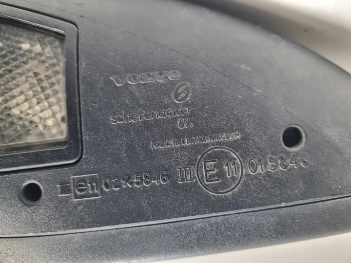 Volvo V70 II LIFT LUSTERKO LEWE KIEROWCY europa podświetlany spód 9 kabli