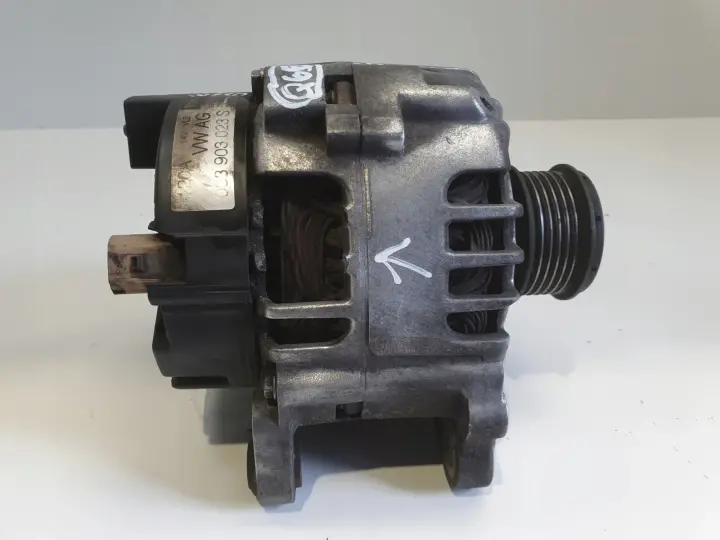 Audi A3 8L Golf IV Seat Leon 1.9 TDI ALTERNATOR Valeo 038903023S 120A