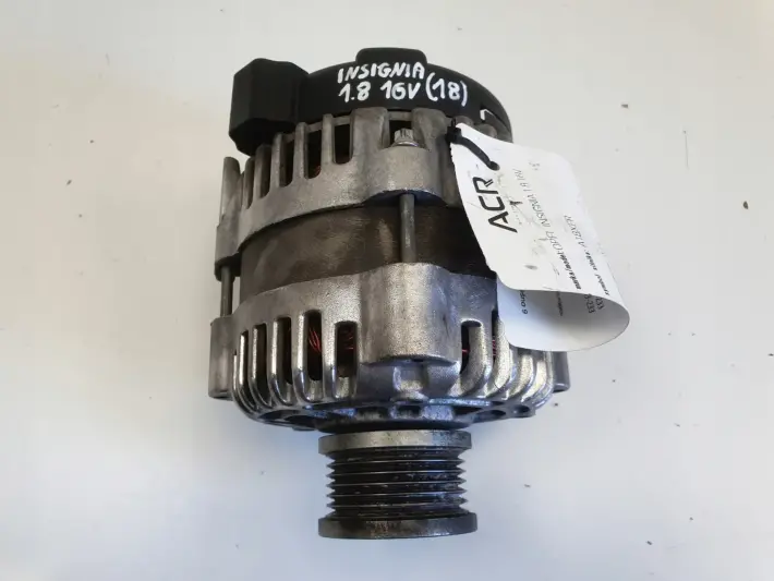 Opel Insignia 1.8 16V ALTERNATOR 13500577 BF 100A
