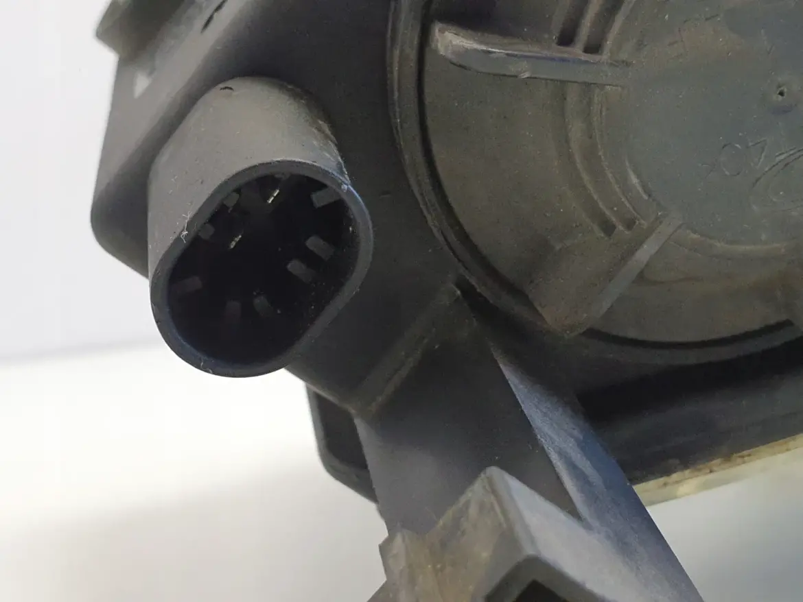 Opel Vectra C Astra H LEWY PRZEDNI HALOGEN przód