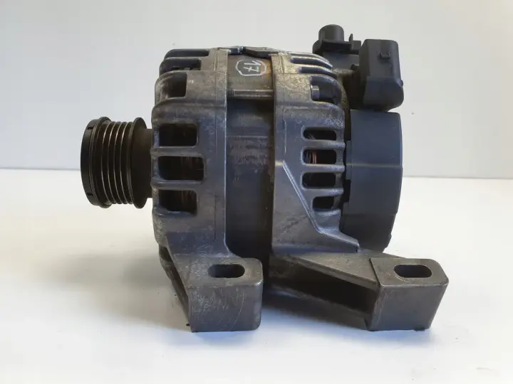 Volvo S60 II V60 2.0 D4 ALTERNATOR 31285627