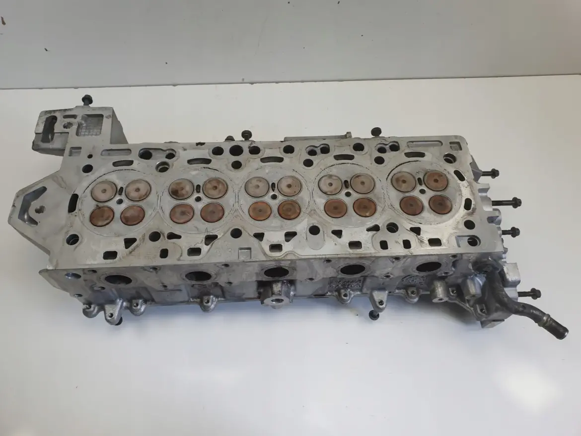 Volvo S60 V70 S80 XC70 2.0 D3 D4 2.4 D5 GŁOWICA CYLINDRÓW 30777365