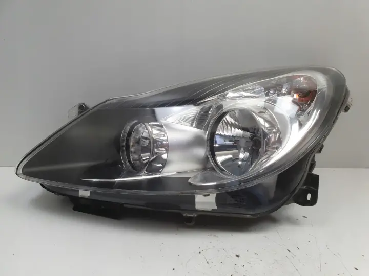 Opel Corsa D PRZEDNIA LAMPA LEWA lewy przód anglik Ciemny klosz
