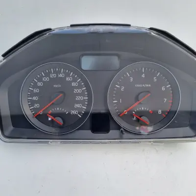 Volvo S40 II V50 1.8 2.0 16V LICZNIK ZEGARY europa 31296226