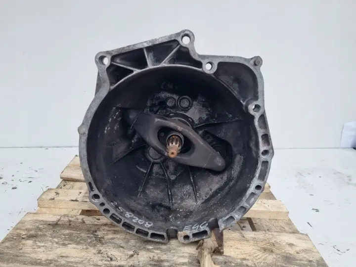 Audi A4 B5 1.8 20v KRZYNIA BIEGÓW DHZ manualna MANUAL