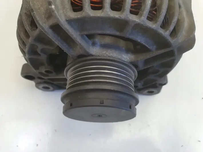 Audi A4 B5 VW Passat B5 1.9 TDI ALTERNATOR bosch 028903029B 120A