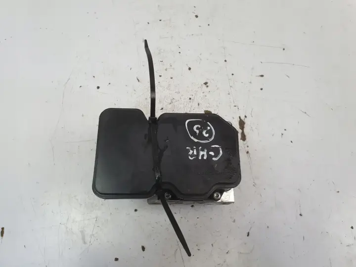 8af577df034e20f4e109f9b3f34d7ddc