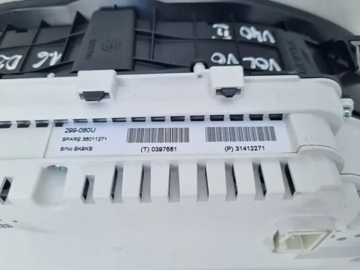 Volvo V40 II Diesel LICZNIK ZEGARY TFT Europa 31412271 36011271
