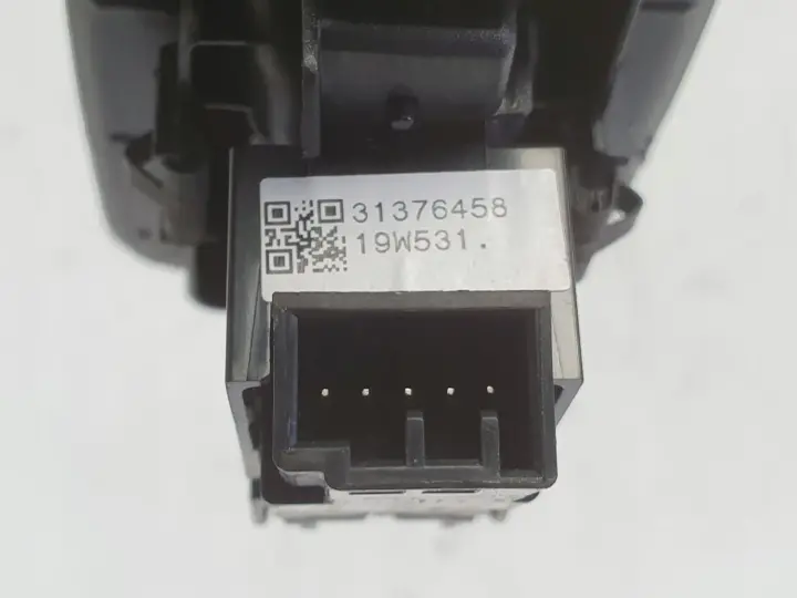 bd9a991a051fa90f9d32a7949d2d1c87
