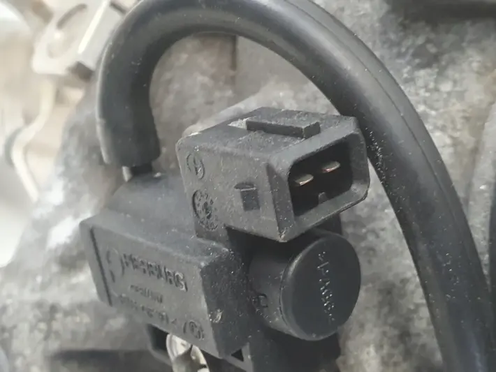 Volvo XC60 2.4 D D5 CHŁODNICA SPALIN egr 880765R