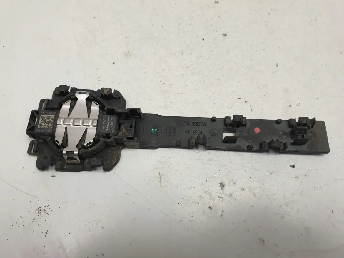 Fiat Doblo II lift CZUJNIK SENSOR 735688258