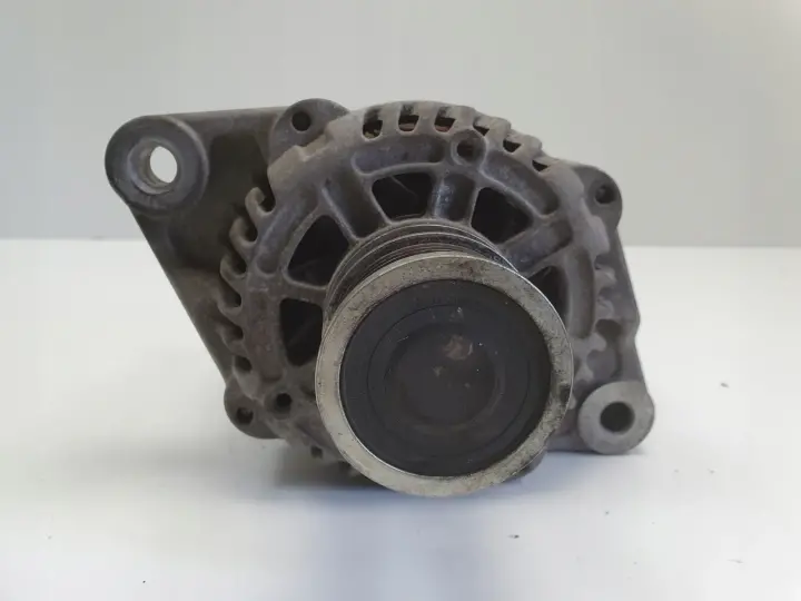 Opel Insignia 2.0 CDTI ALTERNATOR