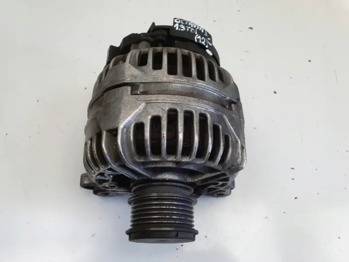 Skoda Octavia I 1.9 TDI ALTERNATOR Bosch 028903028E 120A