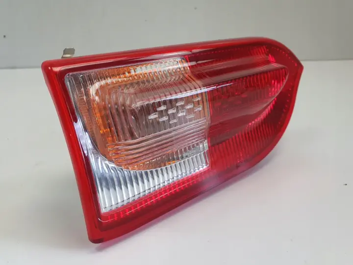 Opel Insignia A kombi TYLNIA TYLNA LAMPA PRAWA prawy tył w klape 13226855