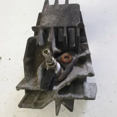 Renault Clio III 1.5 DCI ŁAPA UCHWYT wtrysk DPF 8200771226