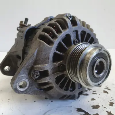 Hyundai Terracan 2.9 CRDI ALTERNATOR pompa vacum