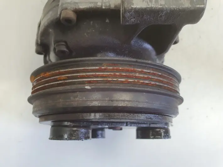Subaru Impreza II 2.0 i SPRĘŻARKA KLIMATYZACJI 73111FE040