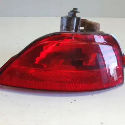 Renault Captur TYLNIA TYLNA LAMPA PRZECIWMGIELNA lewa lewy tył 265850007R