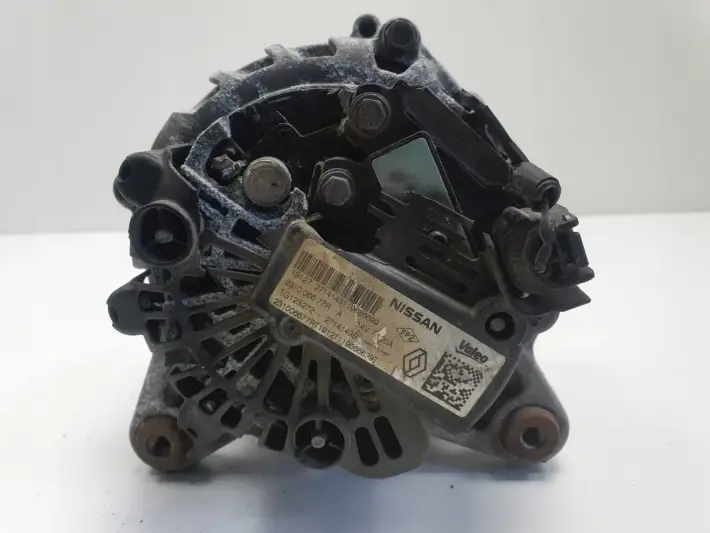 Renault Clio IV 1.2 TCe ALTERNATOR 231006677R 2714143B 120A