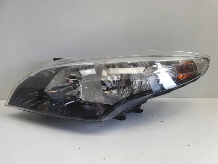 Renault Megane III 12-16r PRZEDNIA LAMPA LEWA lewy przód 260607305R