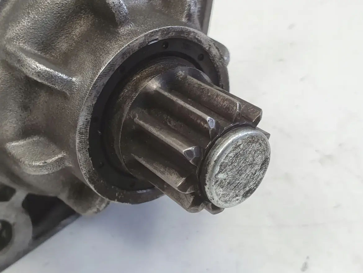 VW Bora 2.3 V5 ROZRUSZNIK 0001125018 bosch