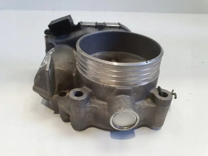 Volvo V70 III S80 II 2.5 T PRZEPUSTNICA 30711552