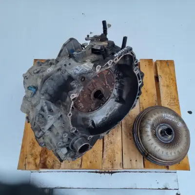 Volvo XC90 2.4 D5 AUTOMATYCZNA SKRZYNIA BIEGÓW 4X4 automat 30681190