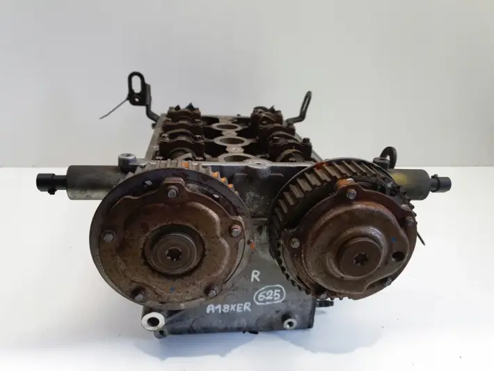 Opel Zafira B Astra J 1.6 16V A16XER GŁOWICA CYLINDRÓW 55559340