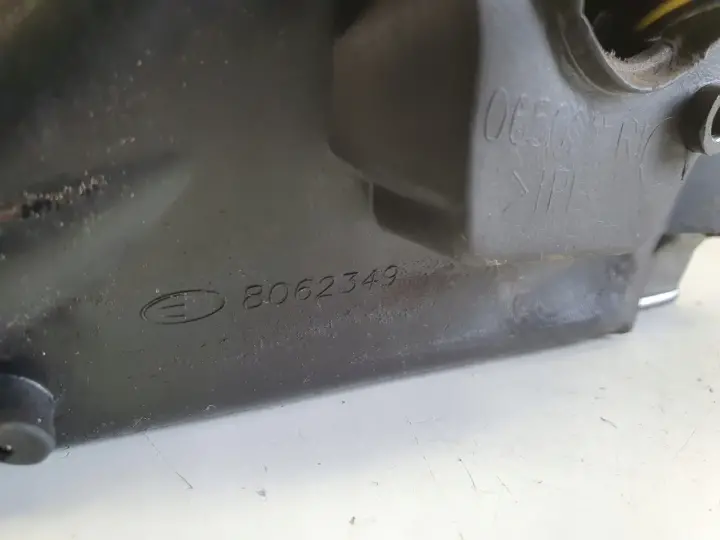 Opel Corsa C 00-06r LUSTERKO PRAWE PASAŻERA 5 pin pinów 8062349