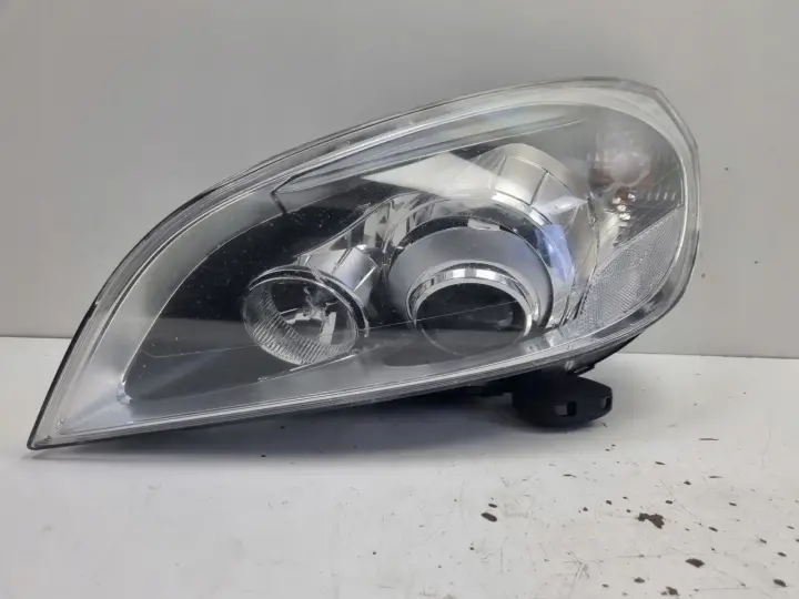 Volvo V60 S60 II PRZEDNIA LAMPA LEWA lewy przód XENON 31299990