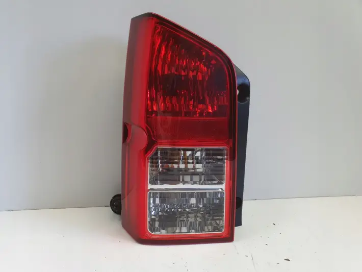 Nissan Pathfinder R51 LIFT 10-14r TYLNIA TYLNA LAMPA LEWA lewy tył