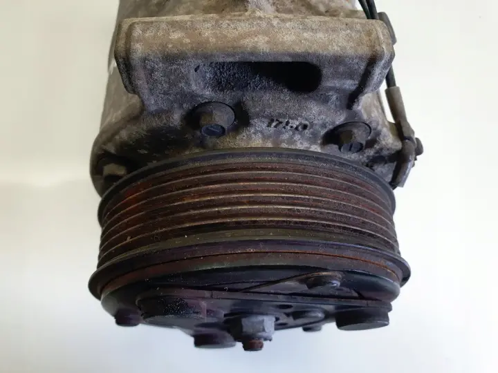 Volvo V40 II 1.6 D2 SPRĘŻARKA KLIMATYZACJI P31291251