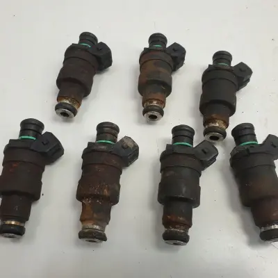 Range Rover P38 4.6 V8 WTRYSKIWACZ wtrysk D1830GA