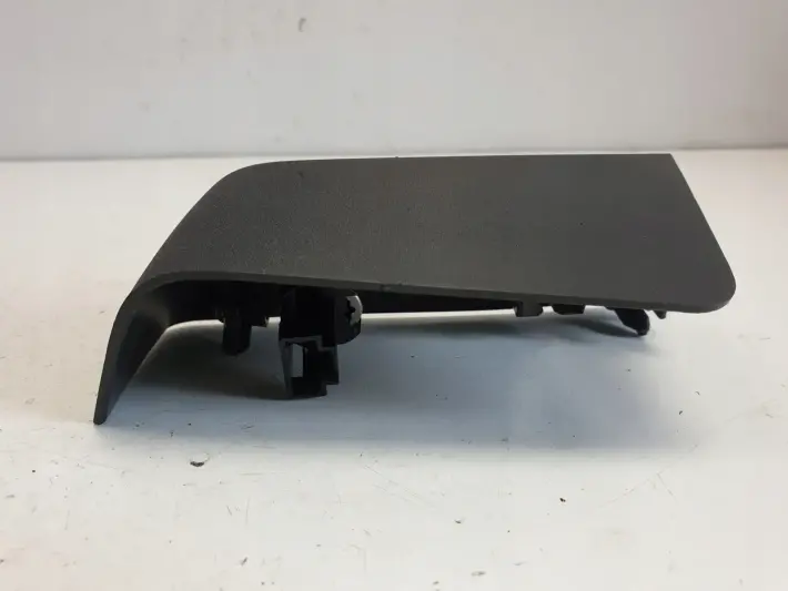 Opel Corsa F PANEL ZAPALNICZKI USB Dekor osłona