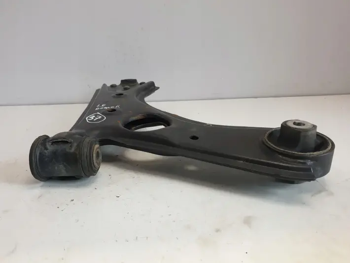 Fiat Doblo II lift LEWY DOLNY WAHACZ przód