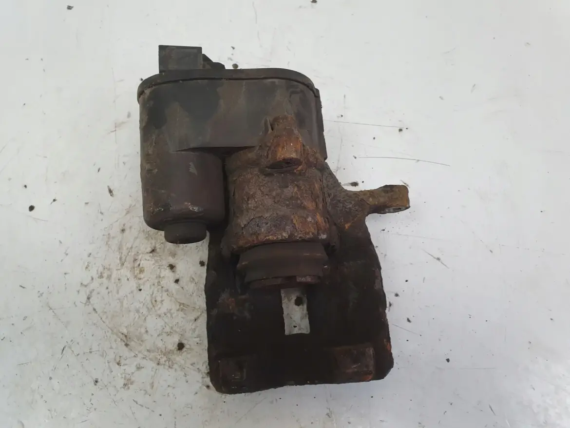 Volvo S60 II S80 II V60 V70 III XC70 II TYLNY ZACISK HAMULCOWY prawy tył