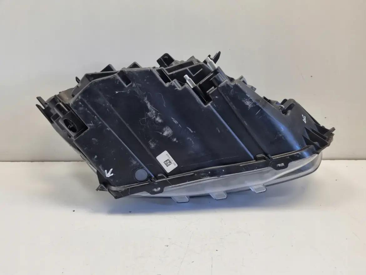Volvo XC40 II PRZEDNIA LAMPA LEWA lewy przód FULL LED EUROPA 32342456