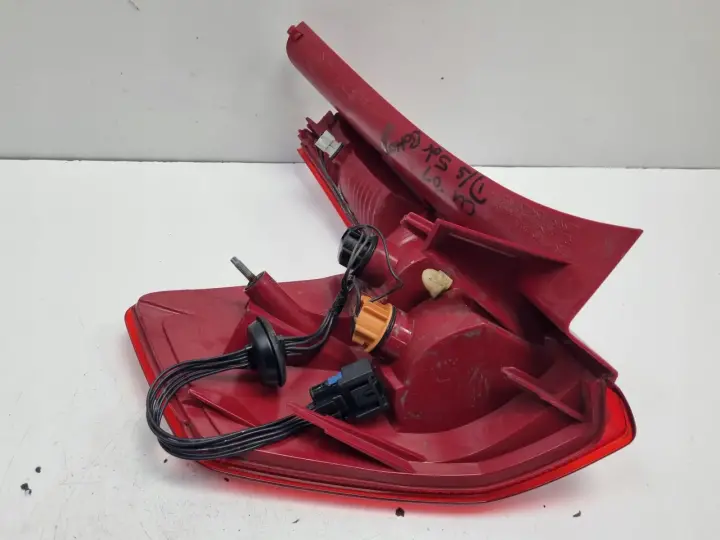 Citroen C4 TYLNIA TYLNA LAMPA PRAWA prawy tył EUROPA 9655863980