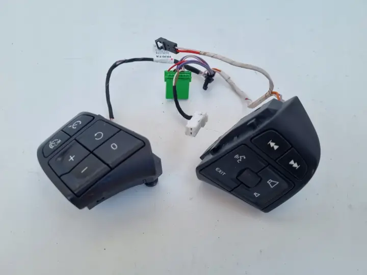Volvo S60 II V60 I PRZEŁĄCZNIKI KIEROWNICY Panel 31334457 31332911