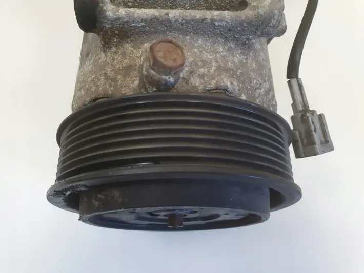 Renault Megane III 1.9 dCi SPRĘŻARKA KLIMATYZACJI 8200956574-A