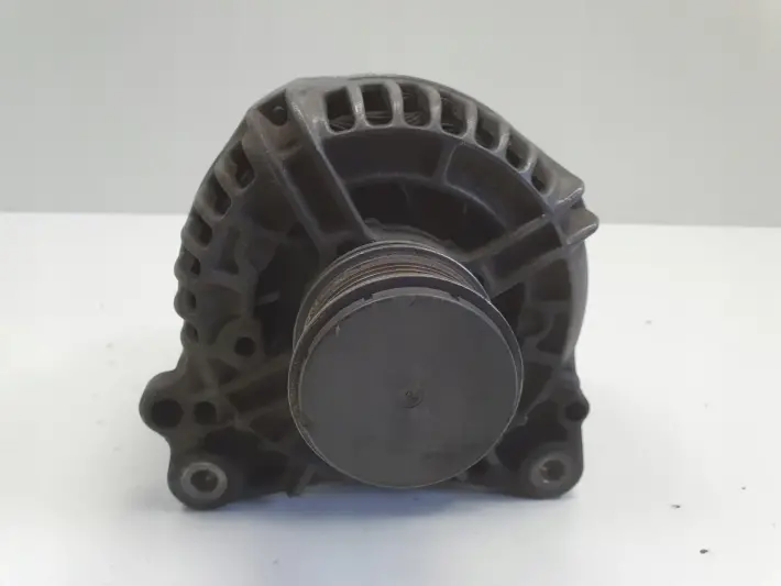 Seat Toledo II Leon I 1.9 TDI ALTERNATOR Bosch 028903028E 120A